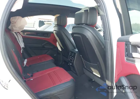 2025 Porsche Cayenne Coupe z USA, uszkodzony, nr VIN WP1BA2AY1SDA31435